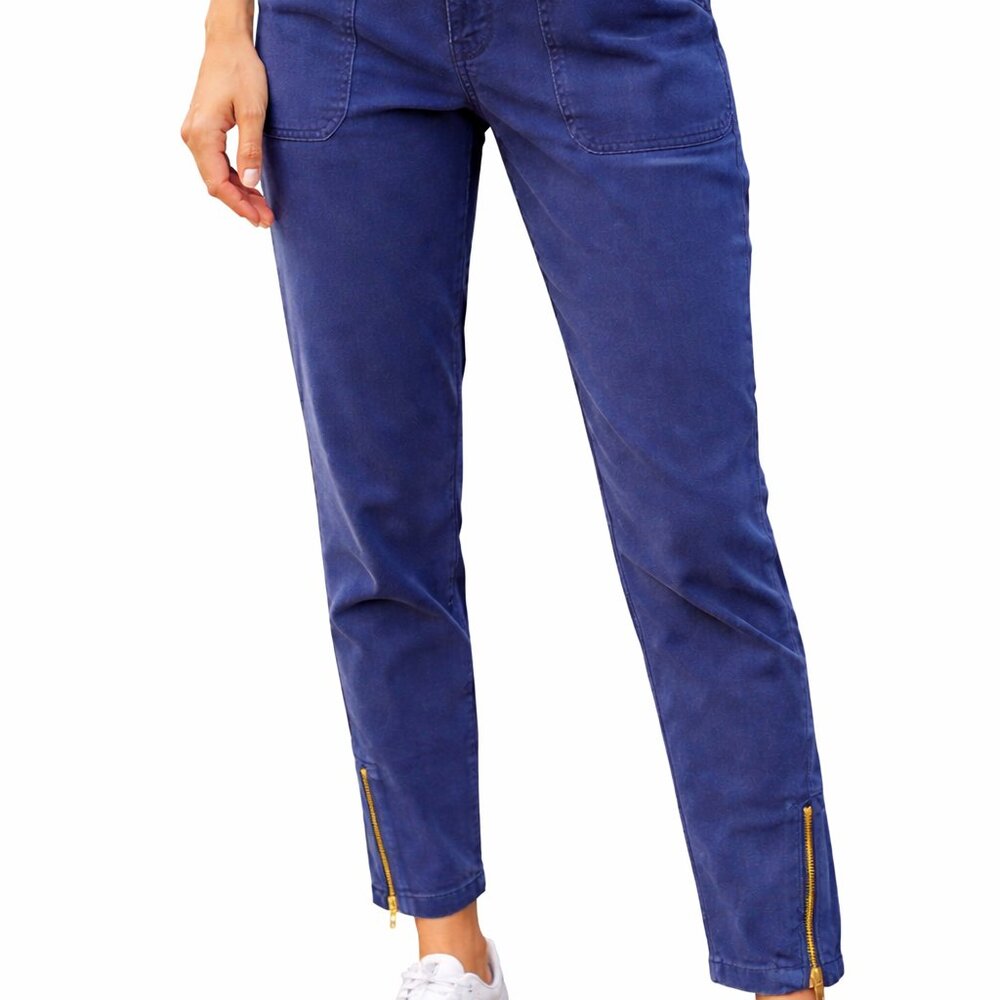 U.S. Polo Assn. navy blue cotton pants, slim at ankle with zipper